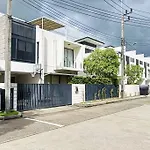 Bangtao Beach 600M Laguna 3Bdr 3,5Bath With Jacuzzi And Bbq Up To 8 Guests 5 Nights Free Taxi
