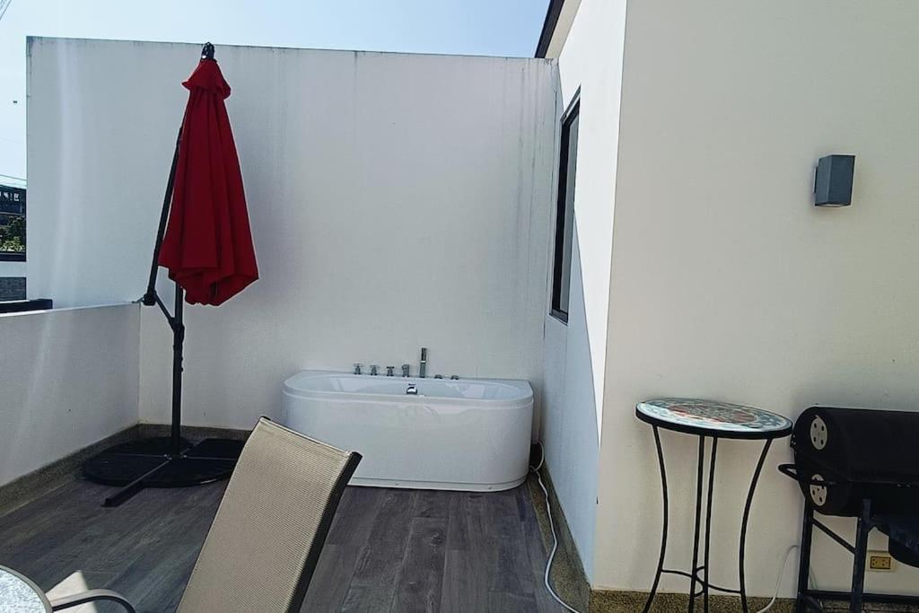 Holiday home Bangtao 600m Laguna 3bdr 3,5bath With Jacuzzi And Bbq Up To 8 Guests 5 Nights Free Taxi *