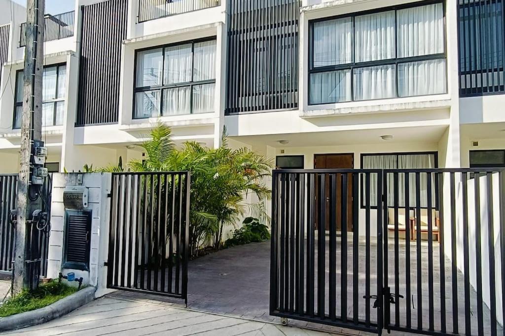 Bangtao 600m Laguna 3bdr 3,5bath With Jacuzzi And Bbq Up To 8 Guests 5 Nights Free Taxi Phuket