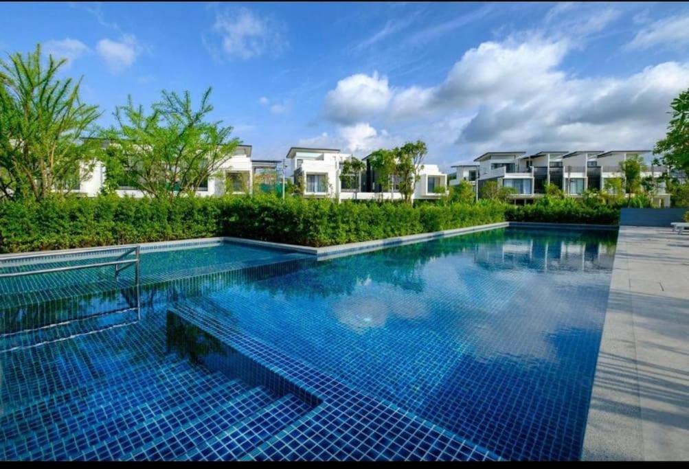 Bangtao 600m Laguna 3bdr 3,5bath With Jacuzzi And Bbq Up To 8 Guests 5 Nights Free Taxi Holiday home Phuket